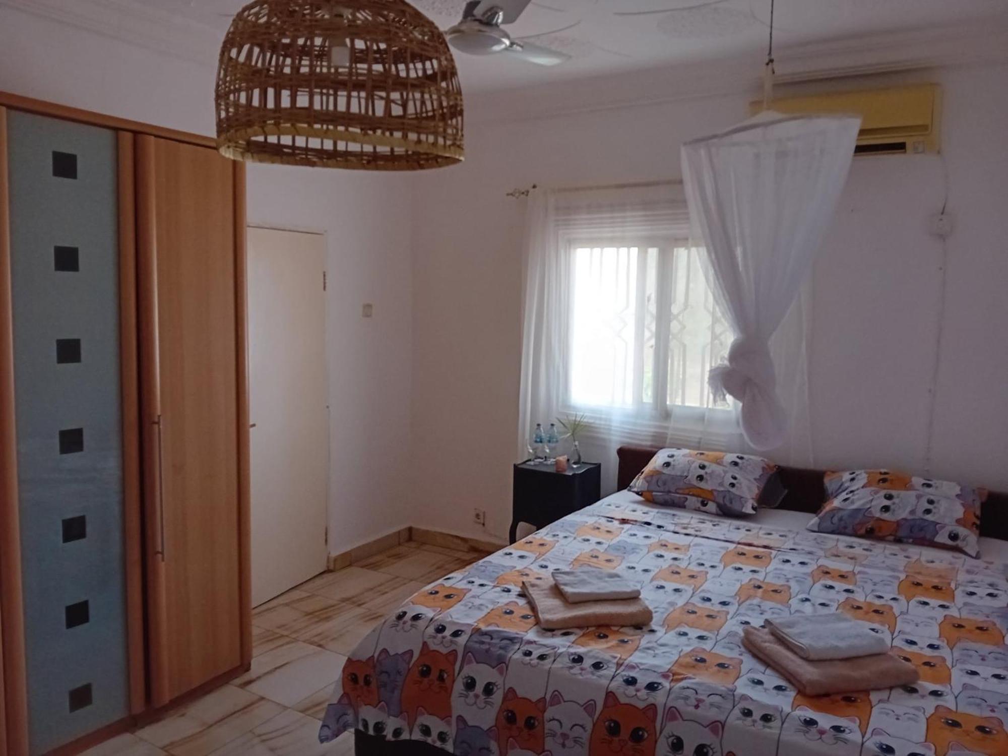 Fhs Foundation House Bijilo Экстерьер фото